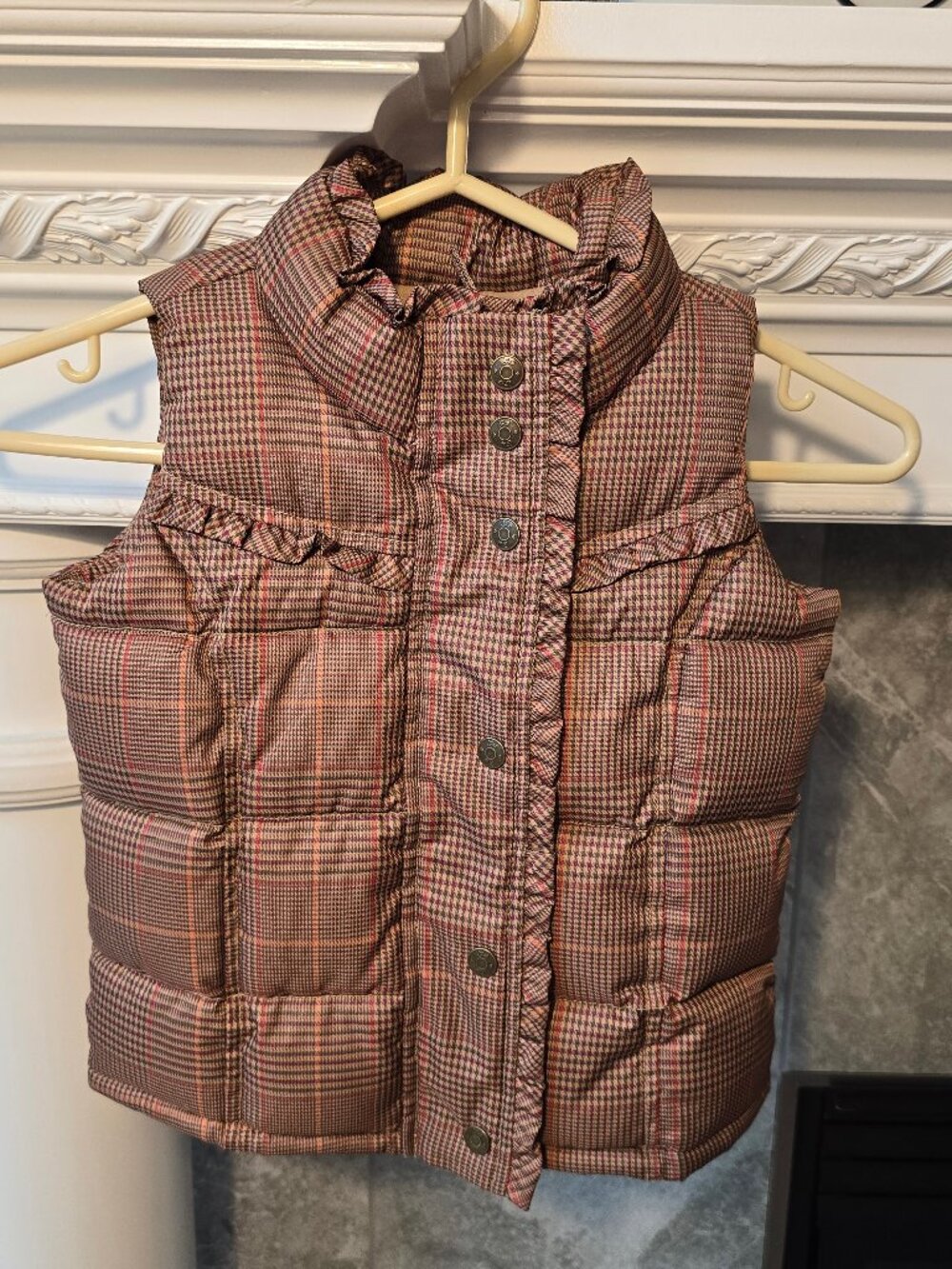 Baby Gap Toddler Plaid Puffer Vest Fleece-Lined Ruffle Collar - Size 3T